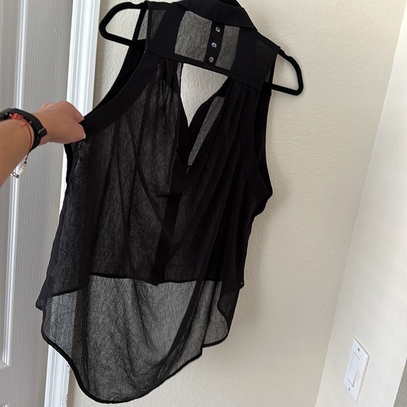 Flowy Dressy Sleeveless Top Size Small - Picture 4 of 6